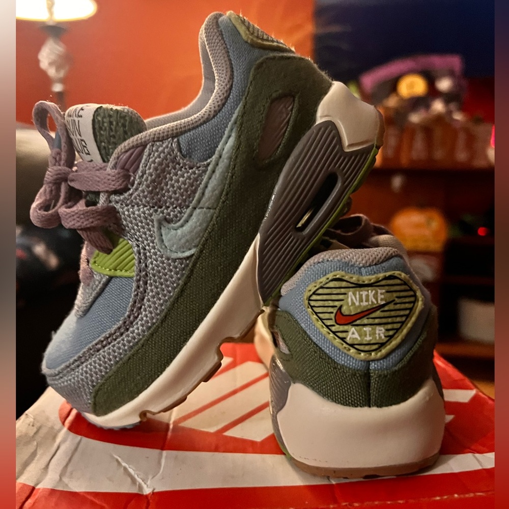 90 Nike air max toddler size 8c brand new in box